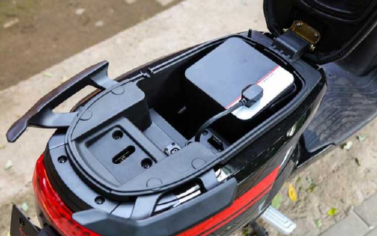 Lithium battery on the motocycle